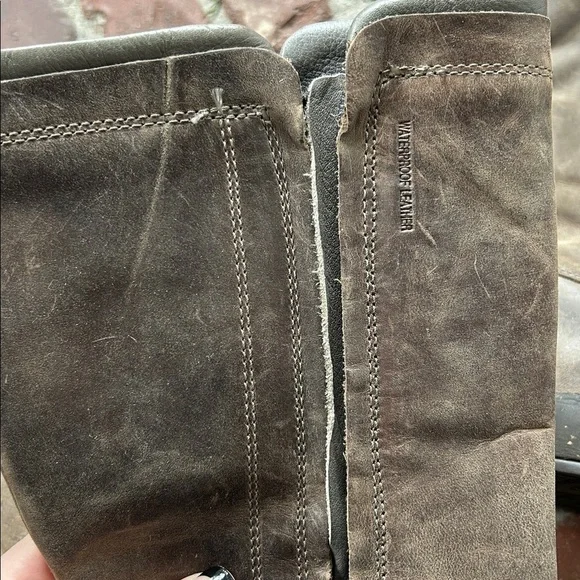 Teva Capistrano Brown Leather Boots - Picture 5 of 10